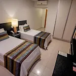 Like Ü Hotel Goiânia